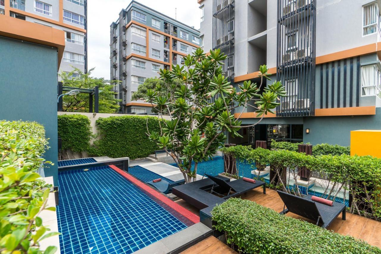 The Grass Serviced Suites Патая Екстериор снимка