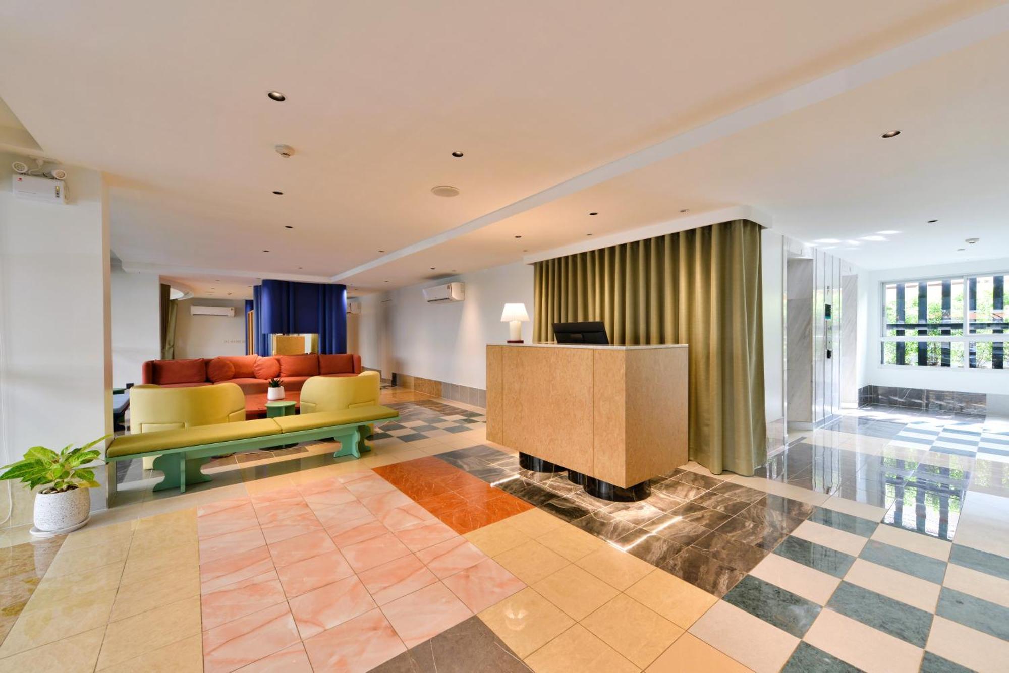 The Grass Serviced Suites Патая Екстериор снимка