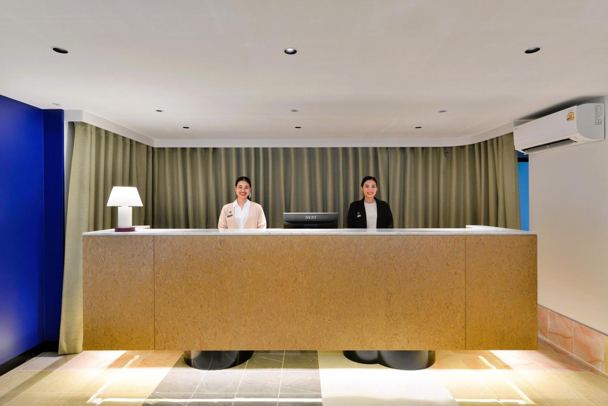 The Grass Serviced Suites Патая Екстериор снимка